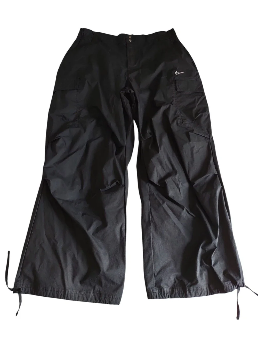 Nike XL Black High-Waisted Loose Cargo Pants